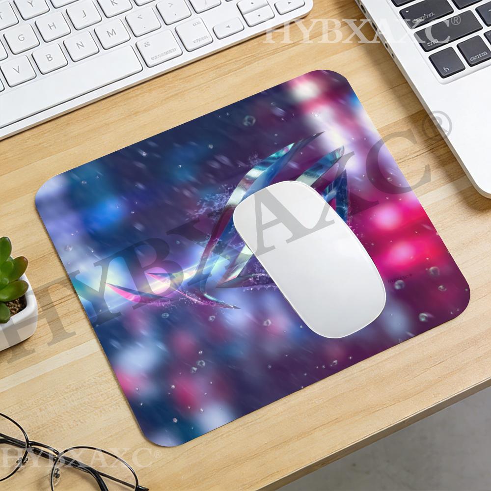 HYBXAXC Tech Geometric Small M - Tech Accessories For Work recensione e prezzo