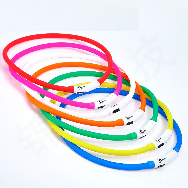 Silicone LED Dog Collar Rechar - Tech Dog Accessories recensione e prezzo