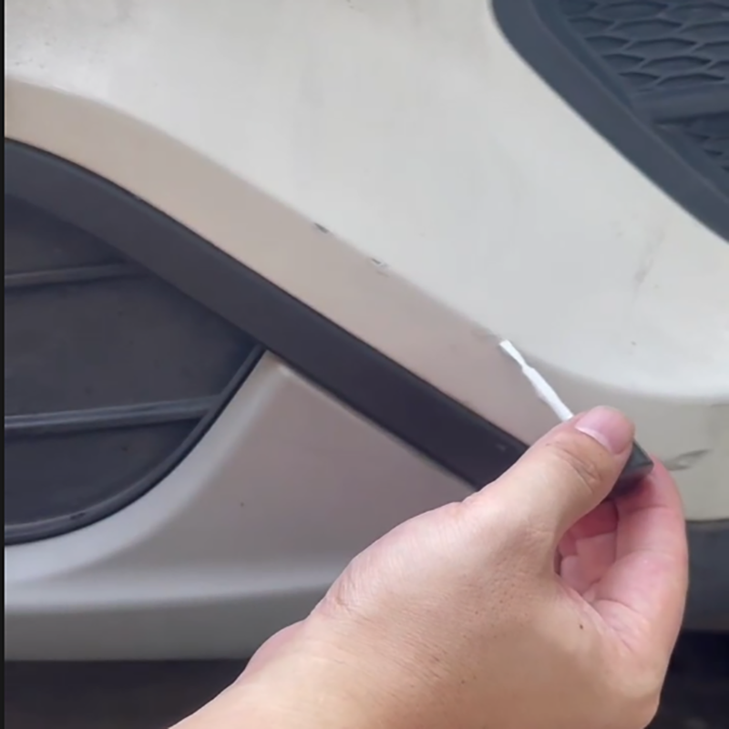 Car Touch-Up Paint Kit (with b - Tech Accessories Shop recensione e prezzo