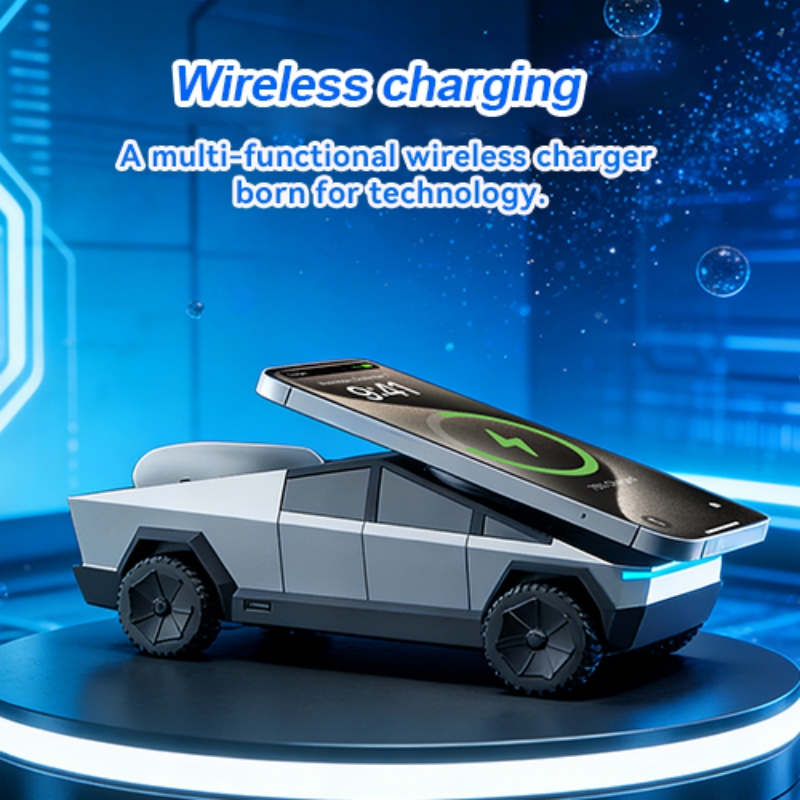 Desktop Stand 3-in-1 CyberDock - Wireless Charger 3 In 1 recensione e prezzo