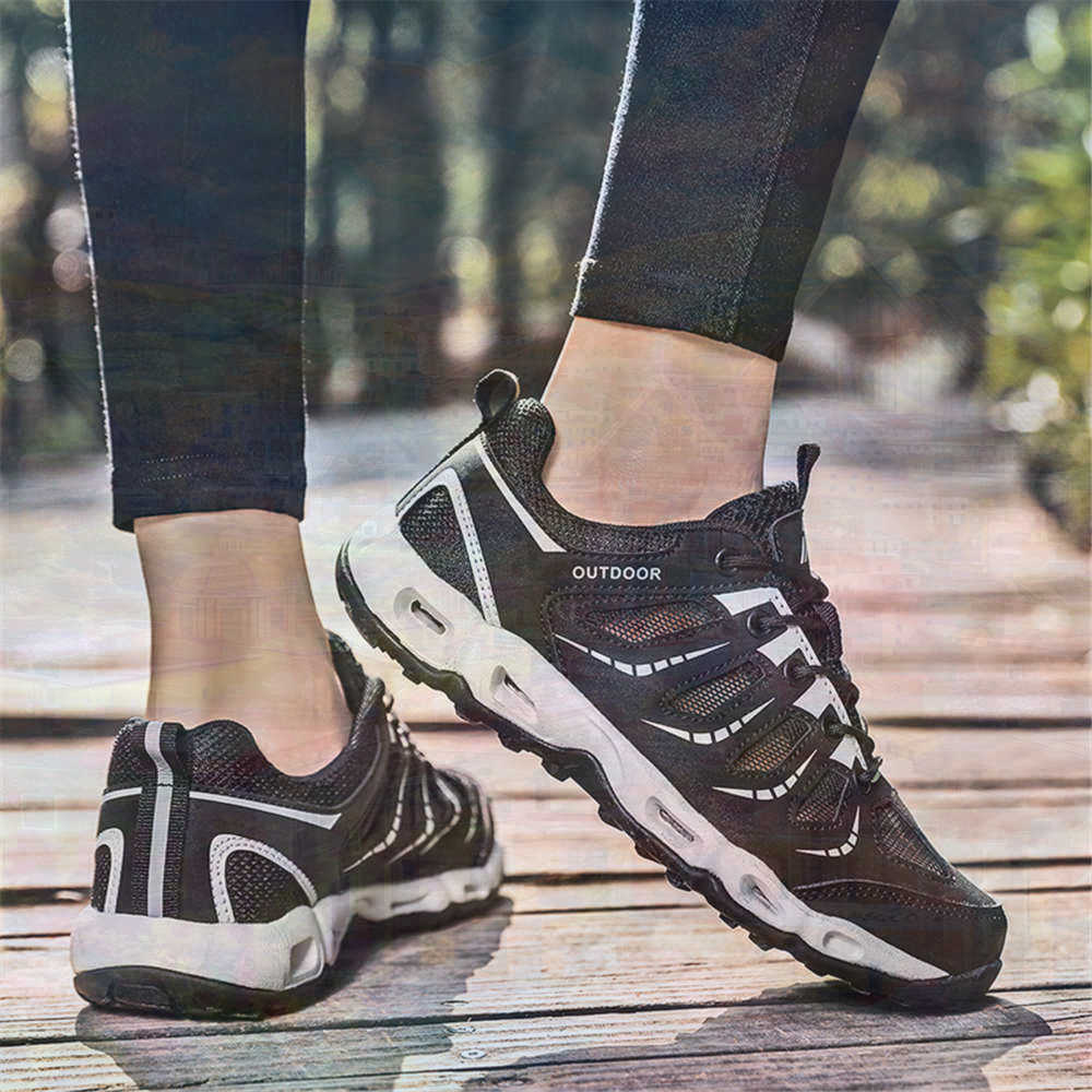 Sumer Round Tip Silver Sneaker - Tech Accessories Shop recensione e prezzo
