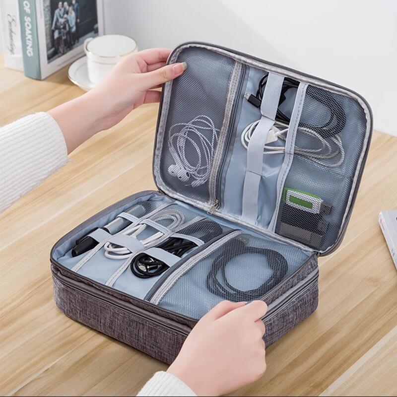Electronics Travel Organizer C - Tech Accessories For A Tablet recensione e prezzo