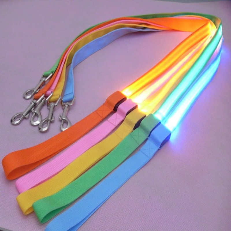 LED Light Up Dog Leash Luminou - Tech Dog Accessories recensione e prezzo